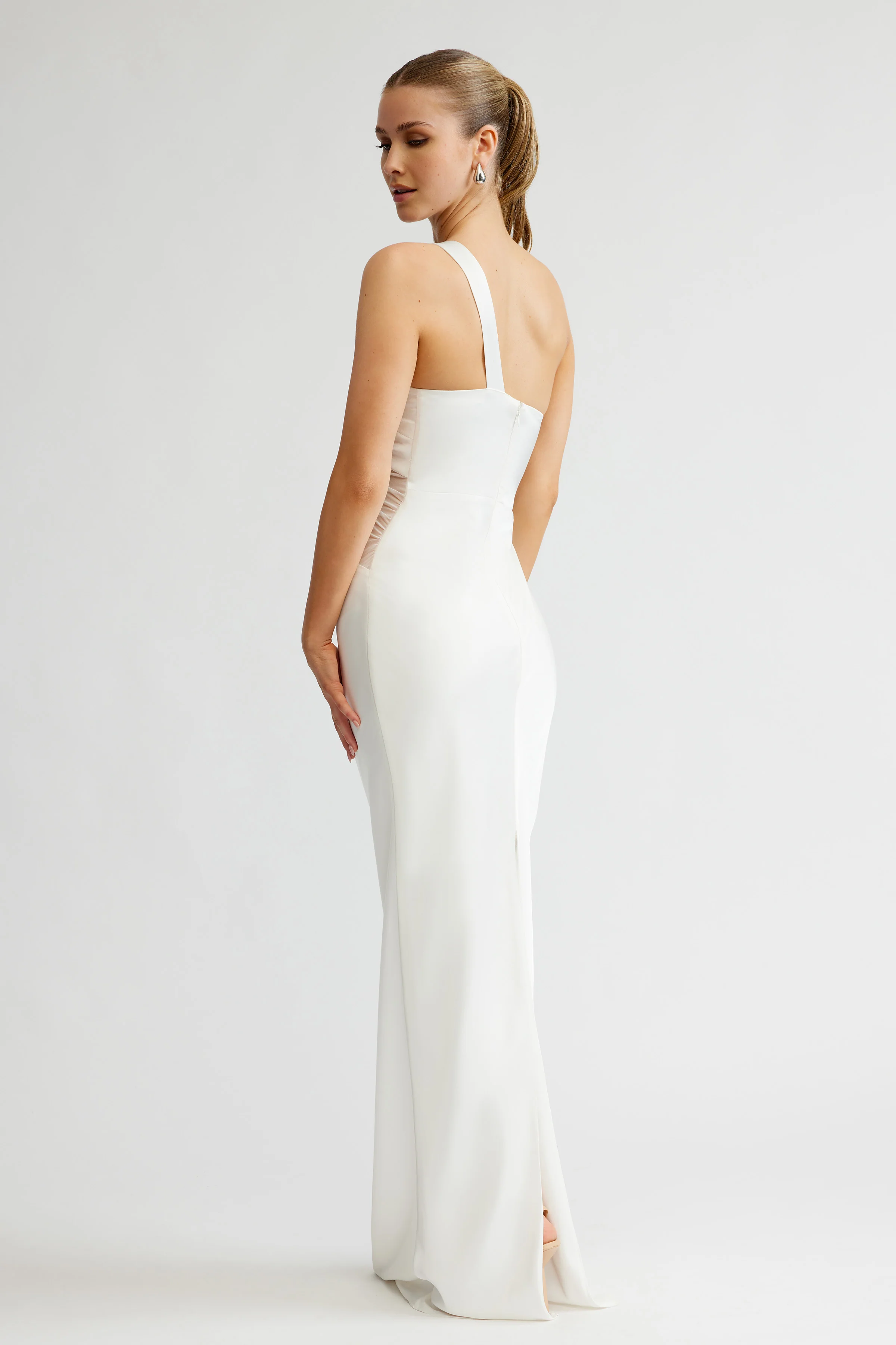 Clarisse Dress - White - Poueer