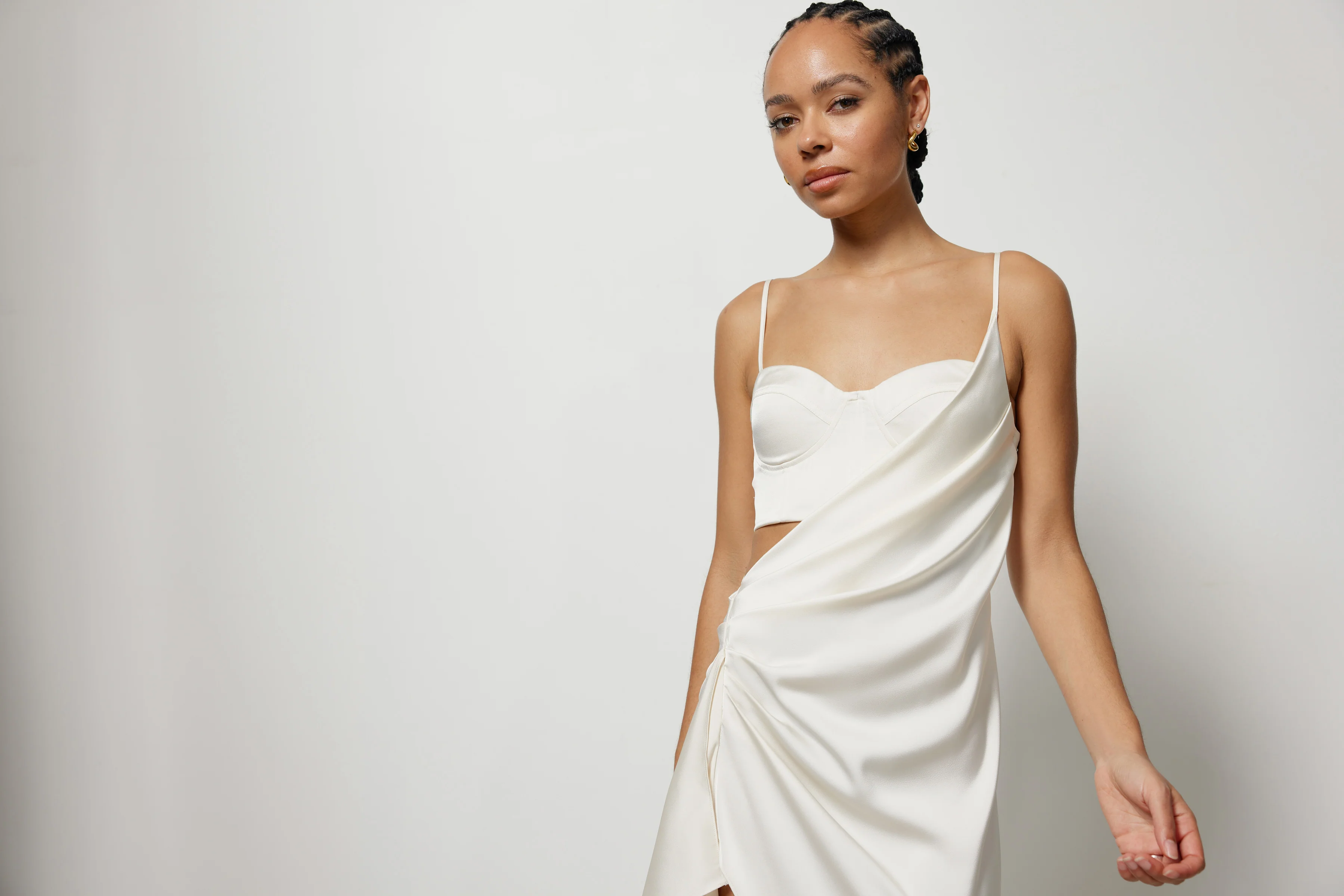 Dione Dress - Oyster - Poueer